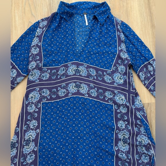 Scarf Print Blue and Purple Patterned Blouse Free people in size extra small - Picture 3 of 8